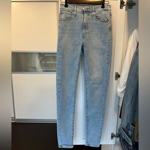 LEVI’S High Rise, Skinny Blue Jeans